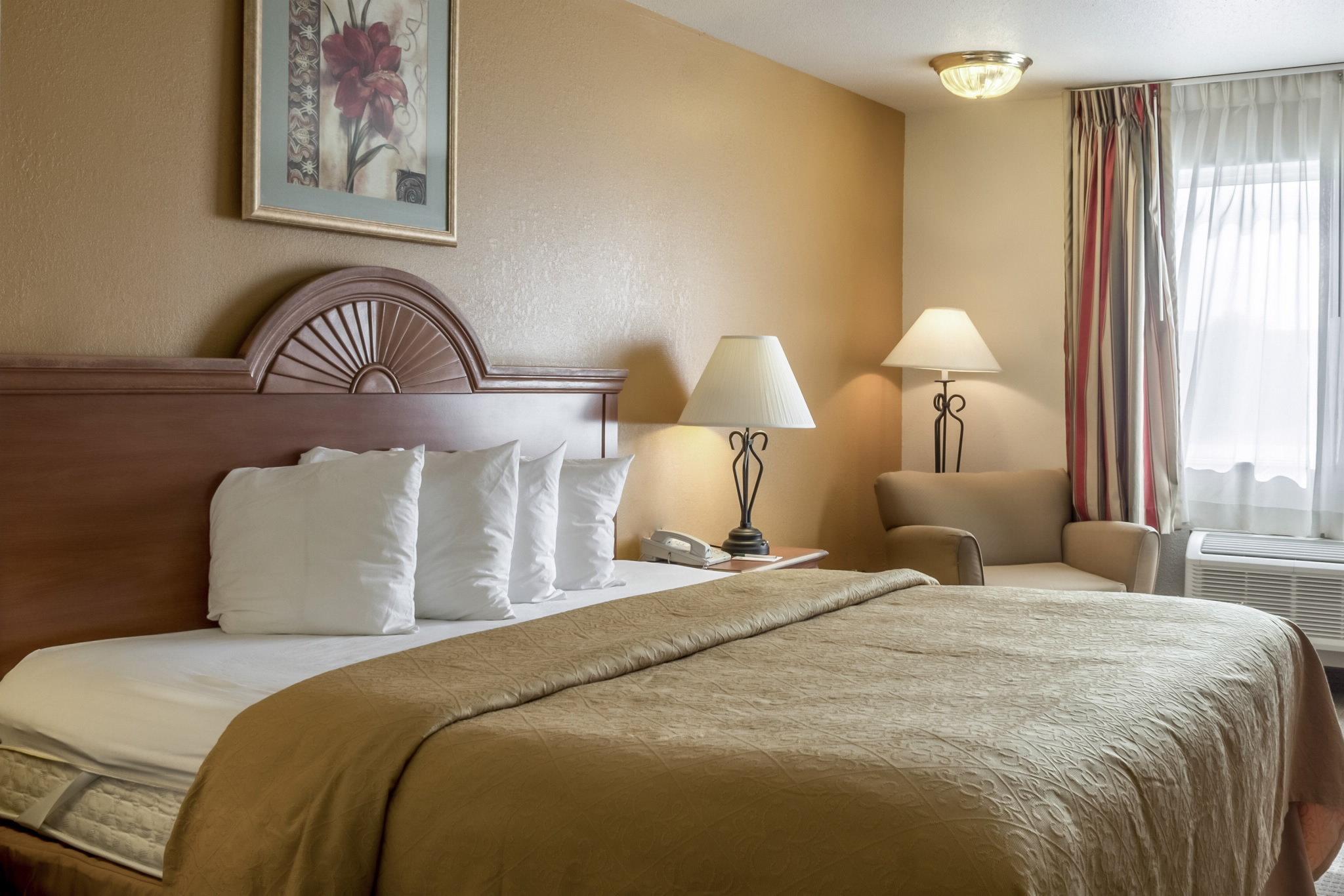 Quality Inn Huron Exteriér fotografie