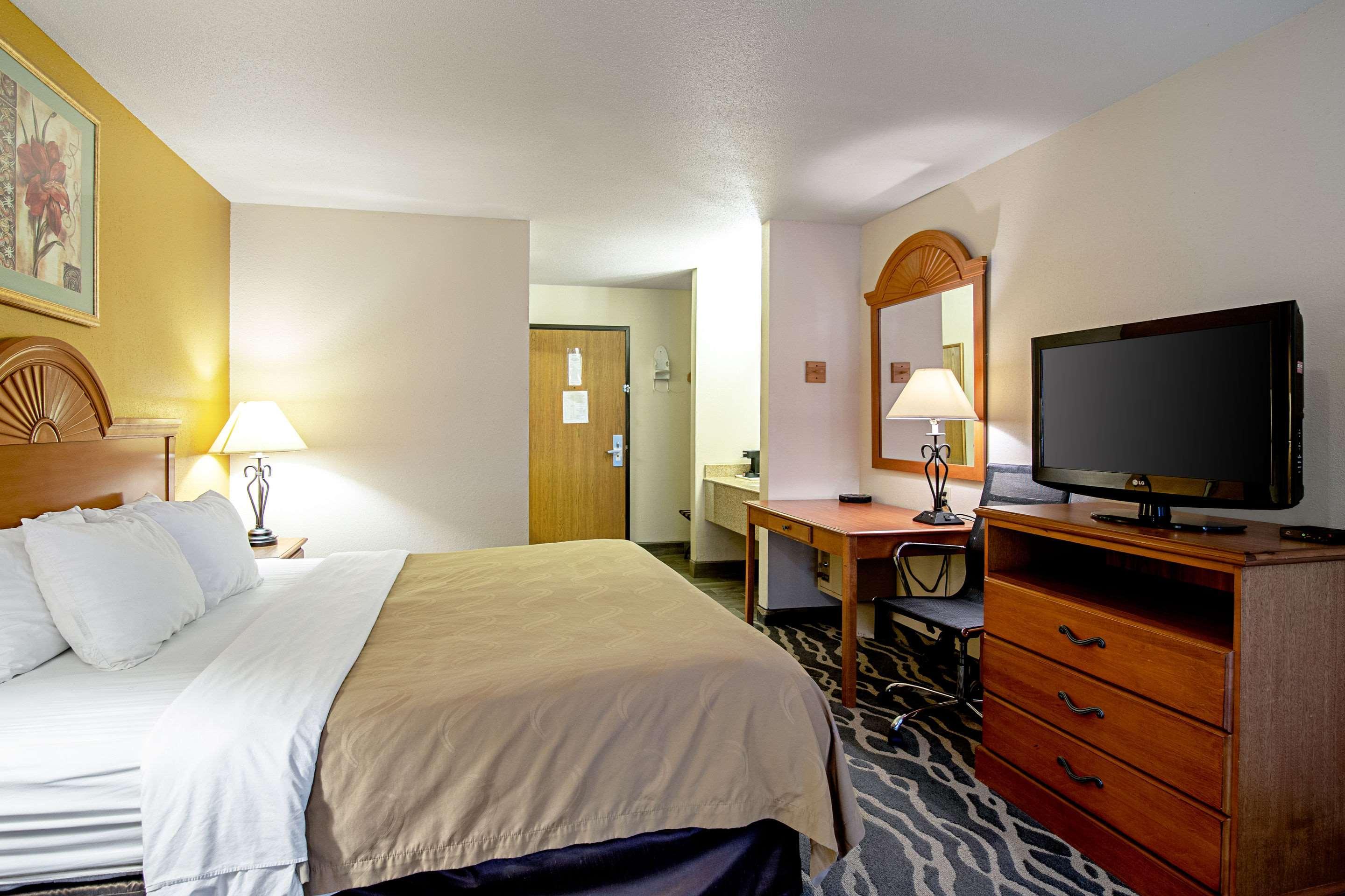 Quality Inn Huron Exteriér fotografie