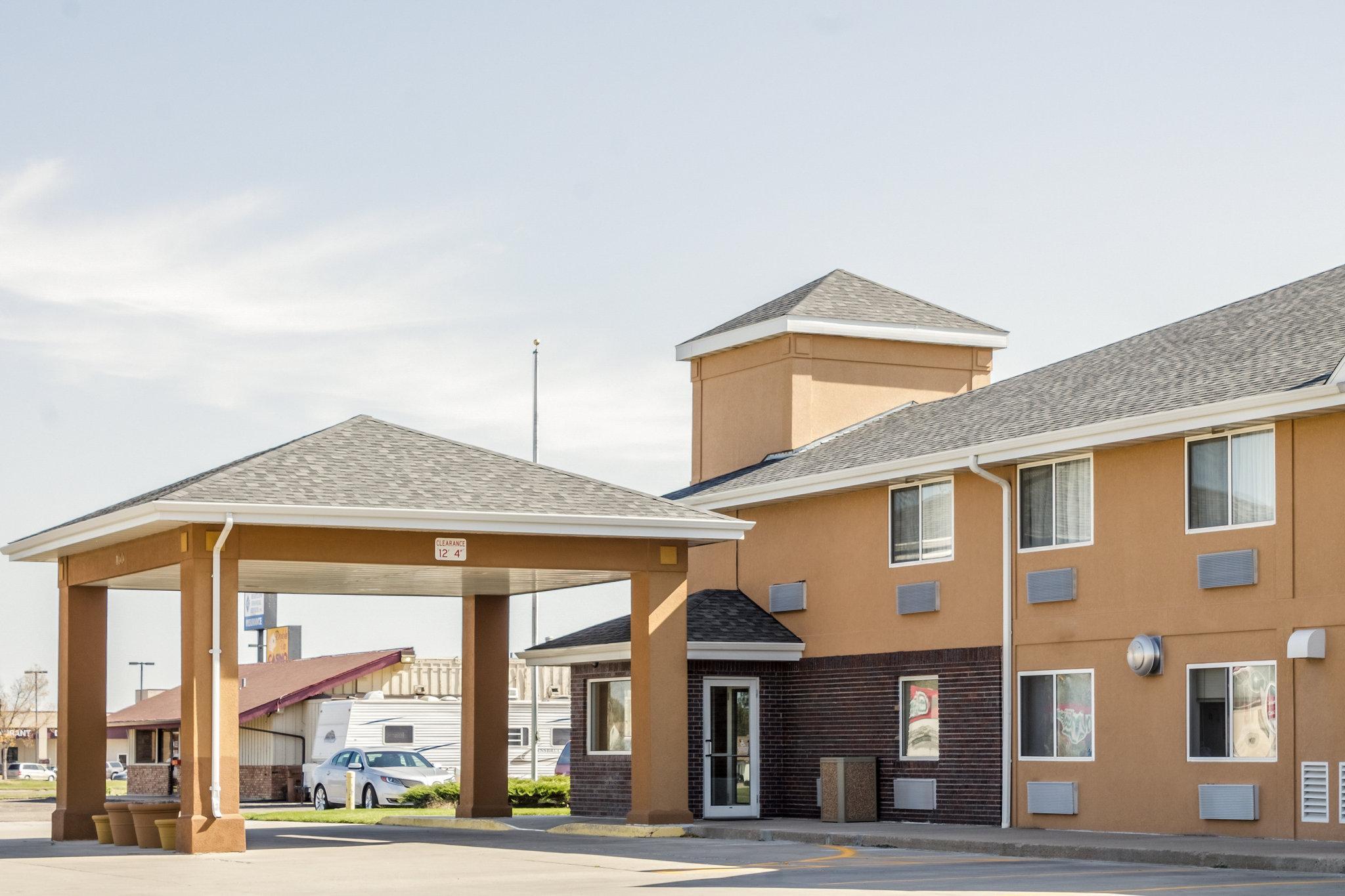 Quality Inn Huron Exteriér fotografie